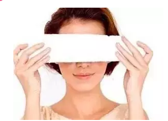 起床眼睛腫？原因可能是這些