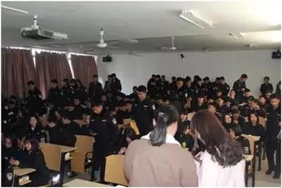 關(guān)注大學生視力健康，普瑞眼科走進河南司法警官職業(yè)學院