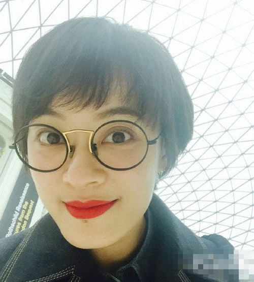 學(xué)女明星戴框架眼鏡？別人時(shí)髦你是Low！