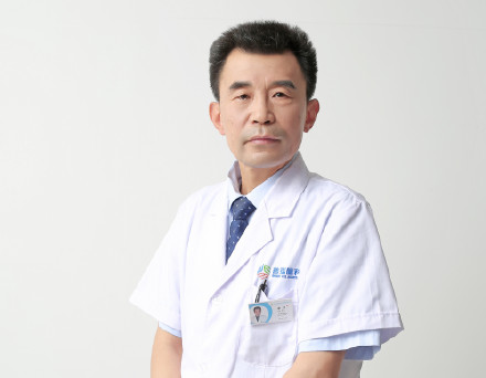 白領(lǐng)一族經(jīng)常面對電腦，可以做近視手術(shù)嗎？